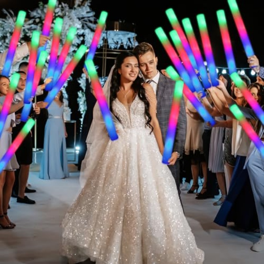 أعواد إضاءة رغوية متوهجة، أعوا - مراجعة Flashing Led Foam Sticks Party وسعره