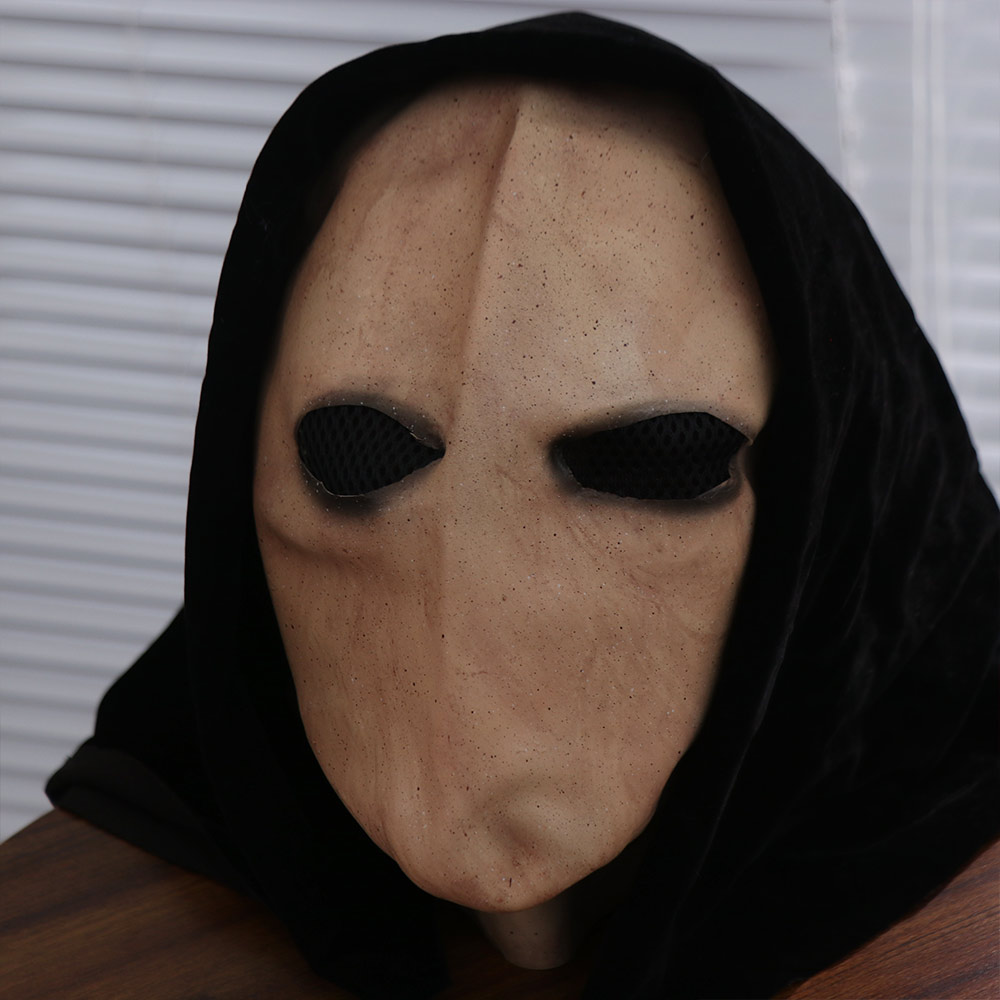 رجل مجهولي الهوية هالوين نحيل  - مراجعة Latex Alien Mask Realistic وسعره