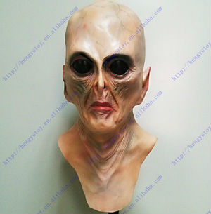 قناع كائن فضائي فاخر من اللاتك - مراجعة Latex Alien Mask Realistic وسعره