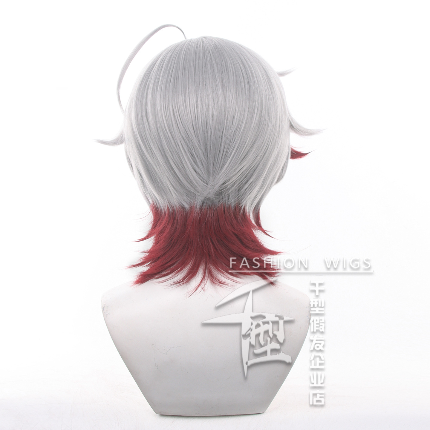 متوفر الآن: شعر مستعار إيلوجا  - مراجعة Anime Cosplay Wig Heat Resistant وسعره