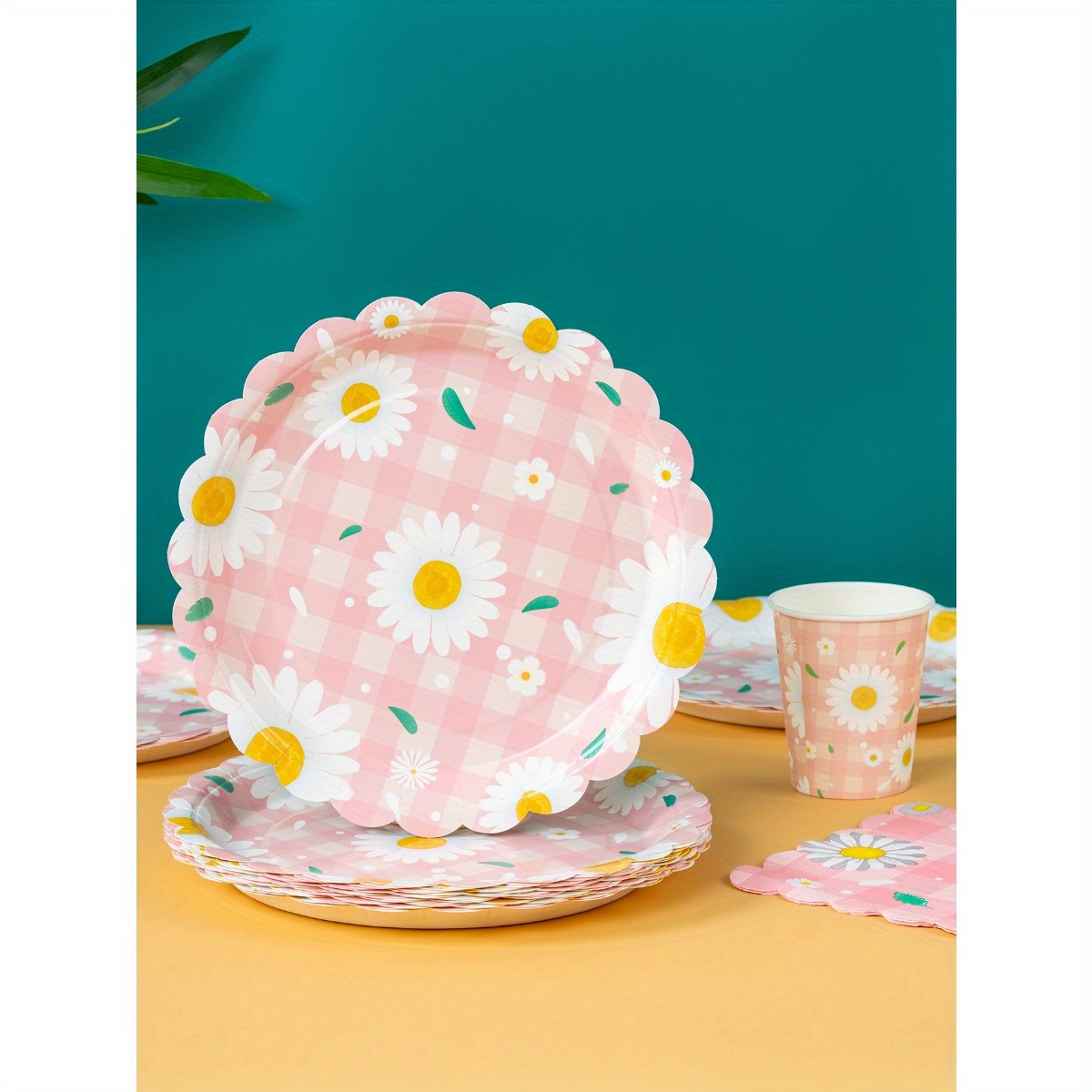 مجموعة أدوات مائدة وردية بتصمي - مراجعة Party Supplies وسعره