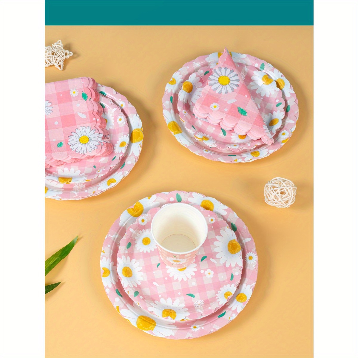 مجموعة أدوات مائدة وردية بتصمي - مراجعة Party Supplies وسعره